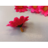 Květ kopretina tmavě růžová, textilní dekorace, květina 2,8 cm